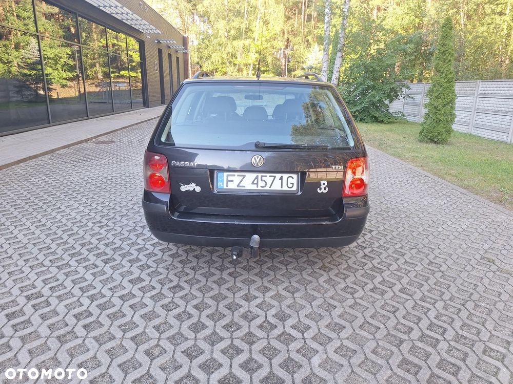 Volkswagen Passat 1.9 TDI Comfortline - 4