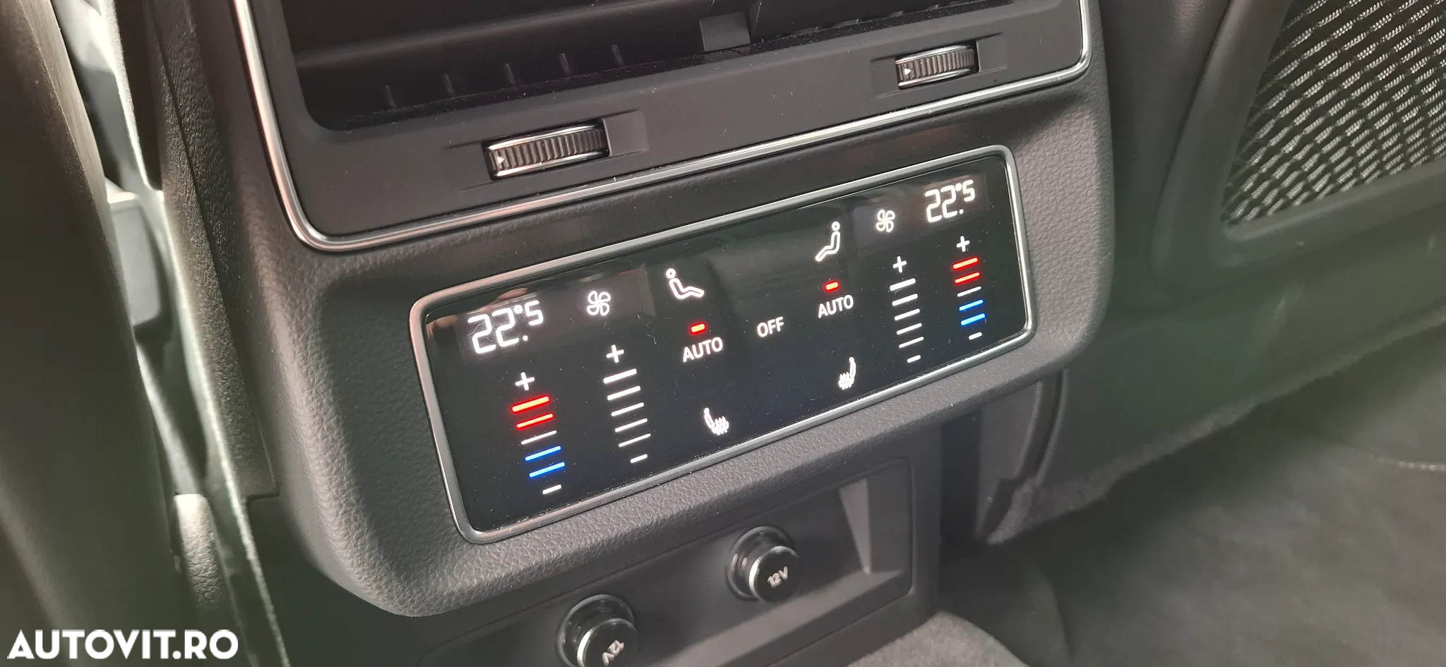 Audi RS Q8 RSQ8 4.0 TFSI quattro MHEV Tiptronic - 25