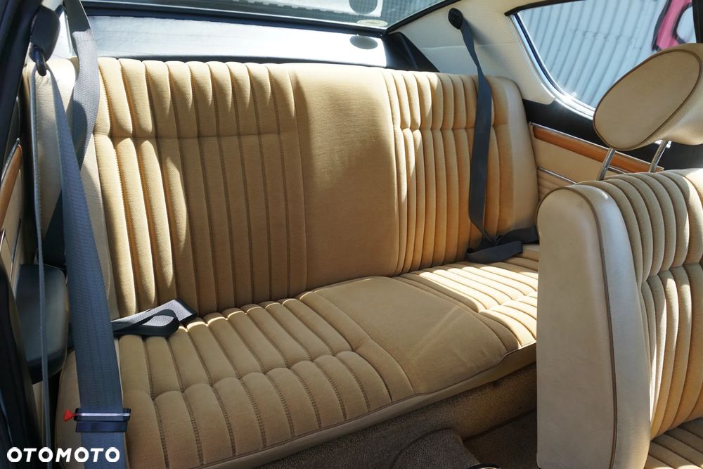 Audi 100 - 23