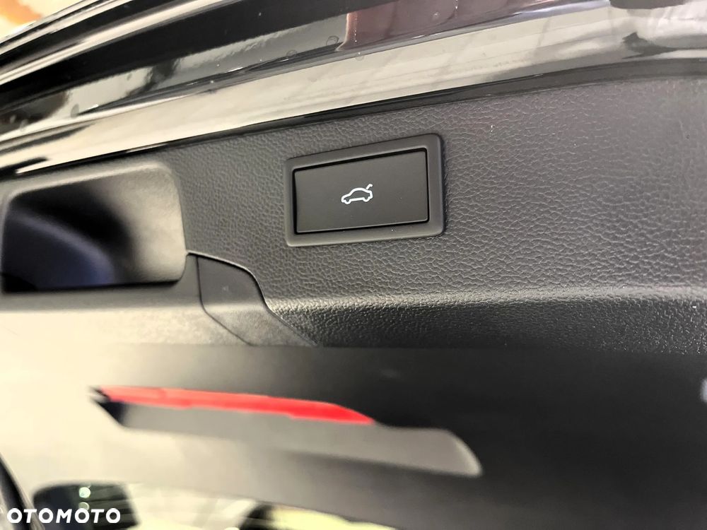 Volkswagen Passat Variant 2.0 TSI Business Plus DSG - 31