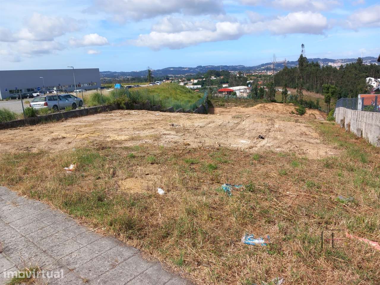 Terreno Para Construção  Venda em Gondomar (São Cosme), Valbom e Jovim - Grande imagem: 3/8