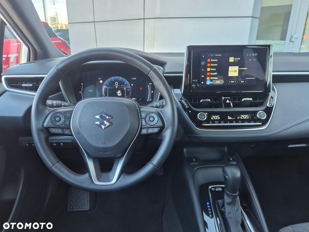 Suzuki Swace 1.8 Hybrid Premium Plus CVT - 10