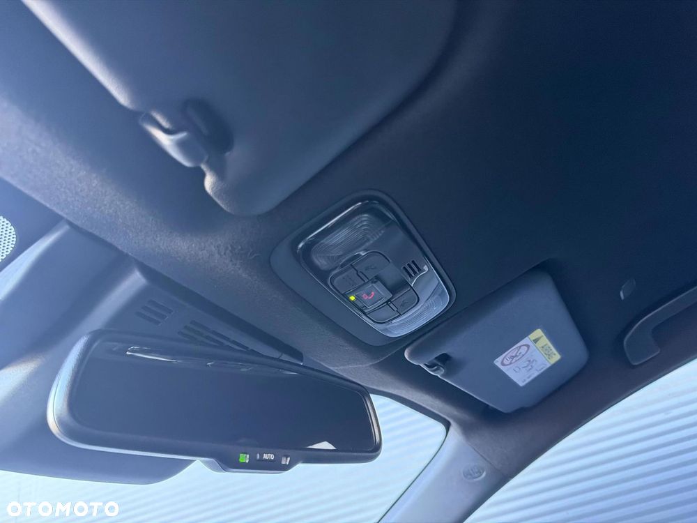 Mazda 2 - 18