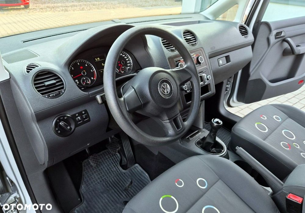 Volkswagen Caddy 2011