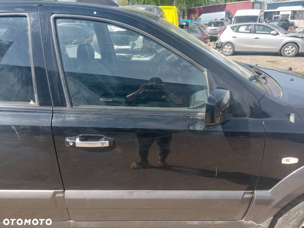 DRZWI KOMPLETNE PRAWY PRZÓD KIA SORENTO I YC - 11