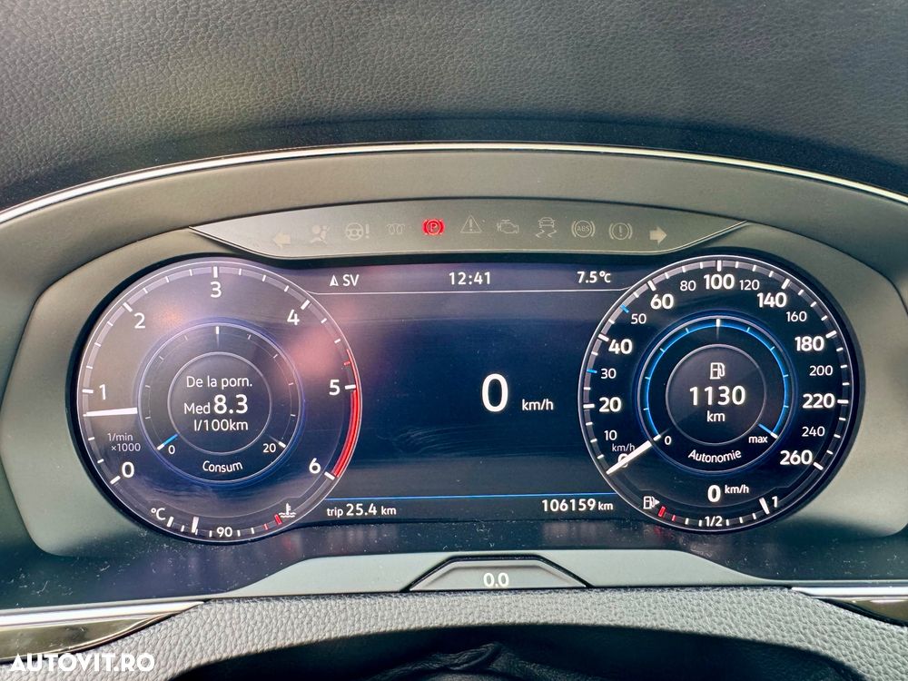 Volkswagen Passat 2.0 TDI Highline - 11