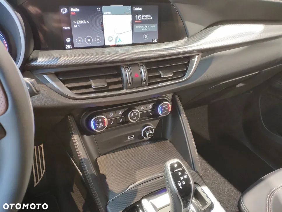 Alfa Romeo Stelvio 2.2 JTDM Intensa Q4 - 17