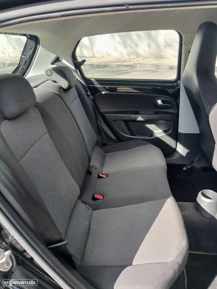 VW Up! 1.0 BlueMotion Move - 5