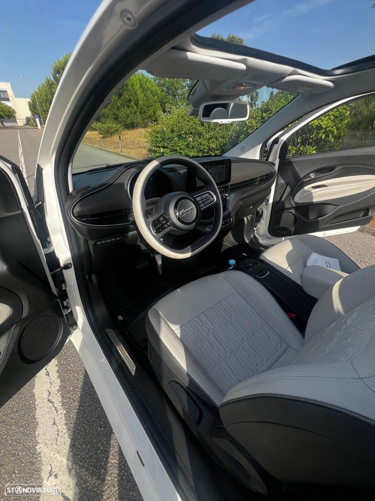 Fiat 500e C La Prima by Bocelli - 14