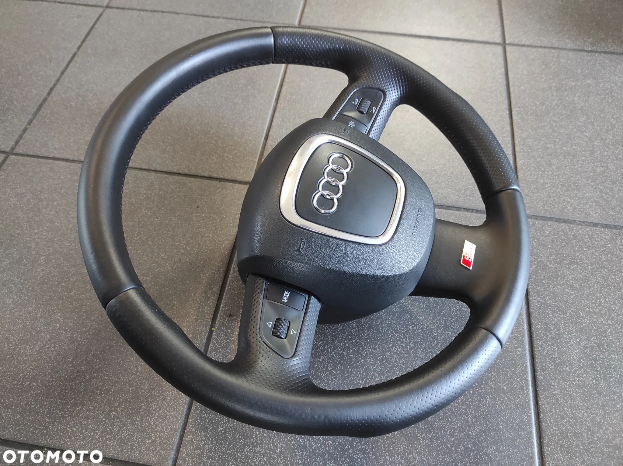 KIEROWNICA 3 RAMIENNA SKÓRZANA SKÓRA S LINE PIKOWANA MULTIFUNKCJA AUDI A3 8P A4 B6 B7 A5 8T A6 C6 Q5 8R Q7 4L WYSYŁKA !!!!! - 3