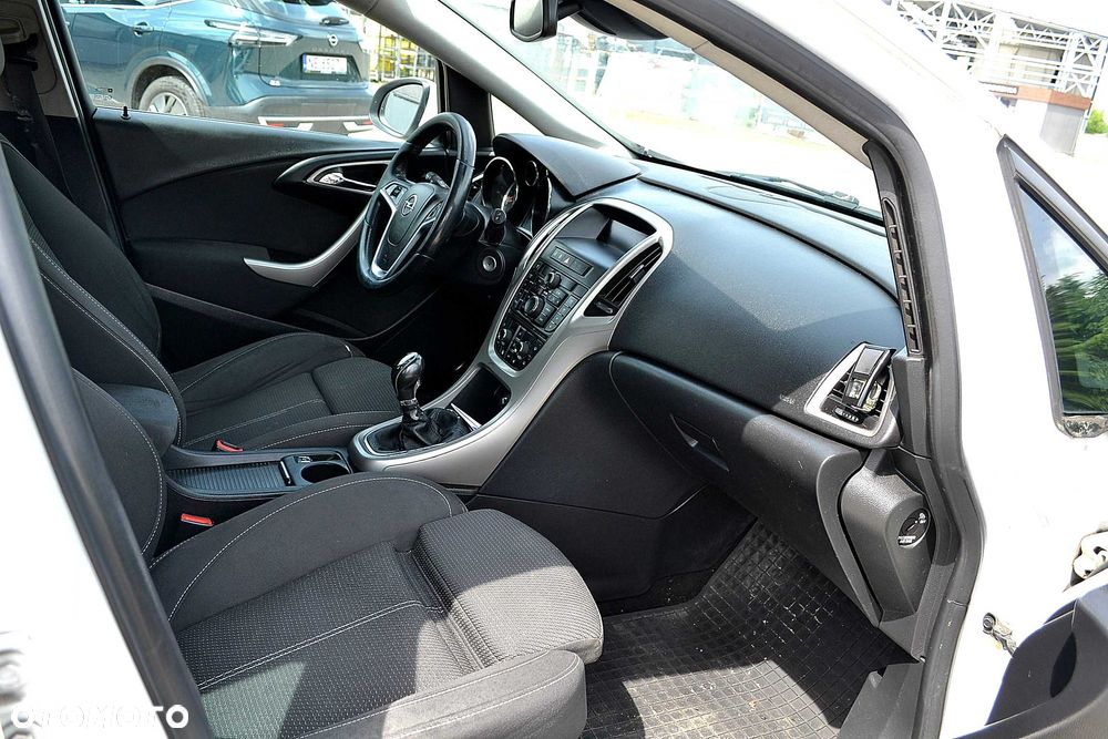Opel Astra - 8