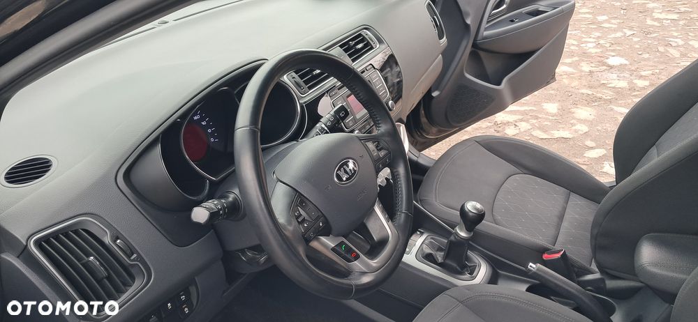 Kia Rio 1.2 Sensation - 22