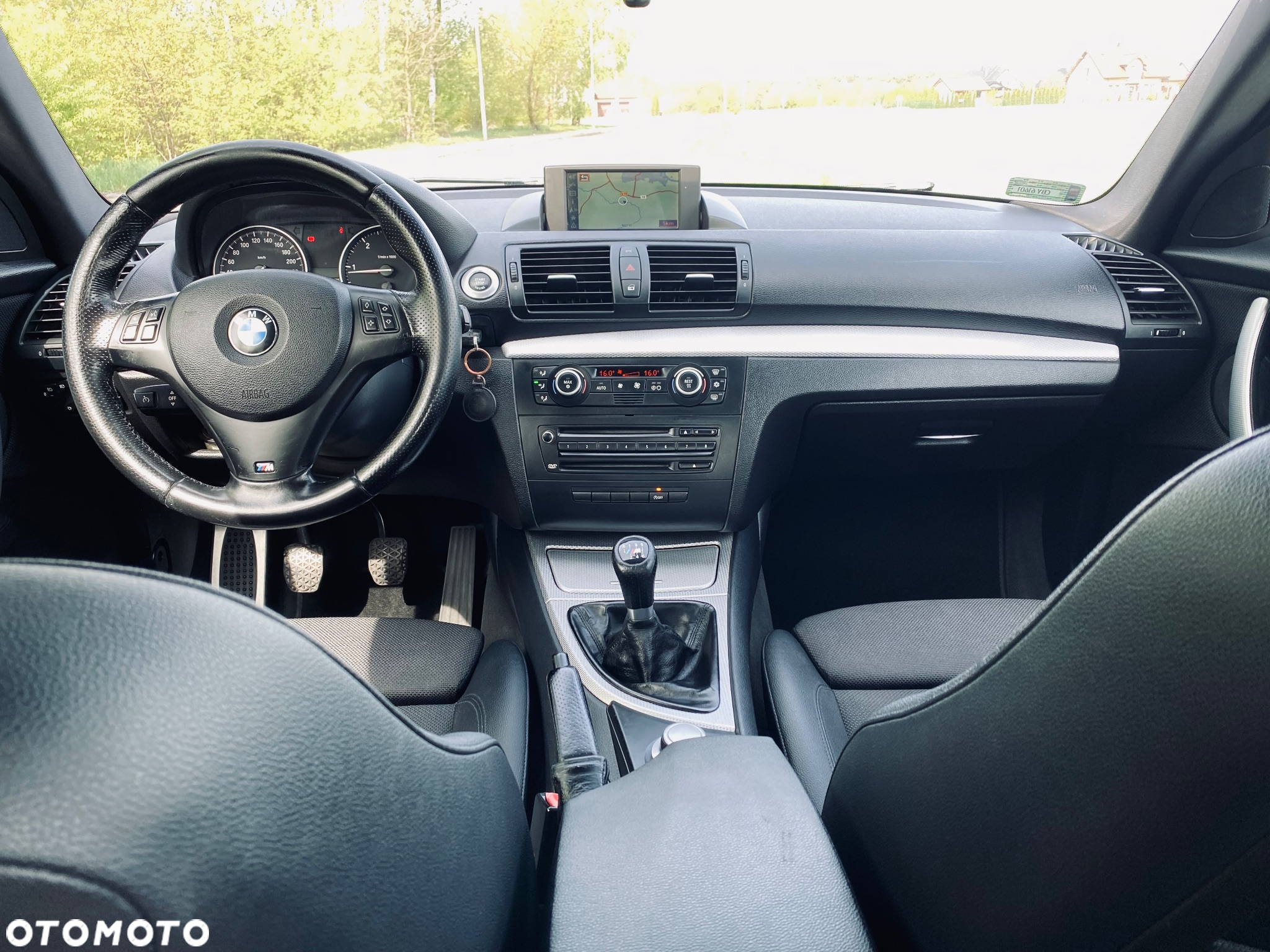 BMW Seria 1 120d DPF Edition Sport - 22