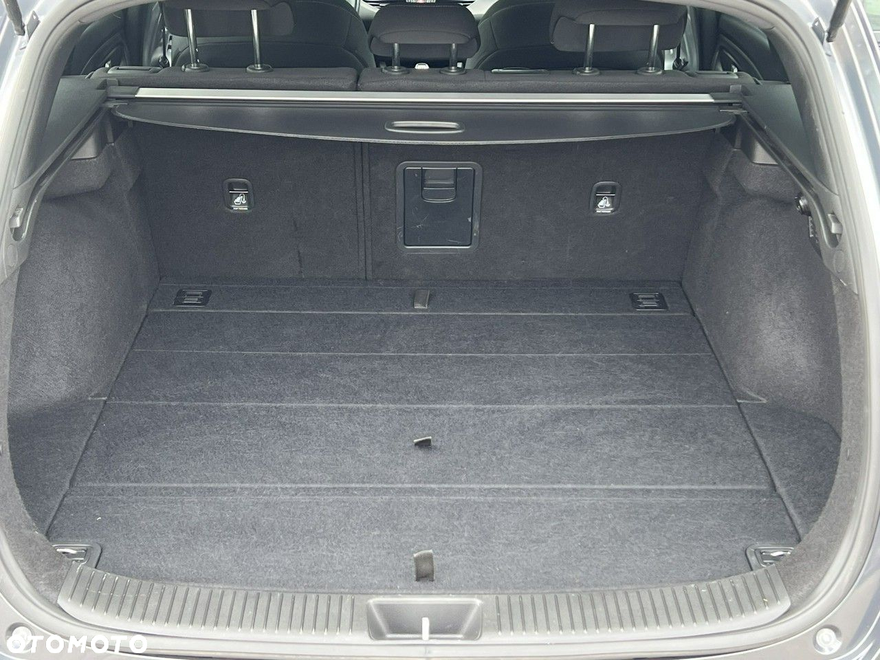 Hyundai i30 - 34