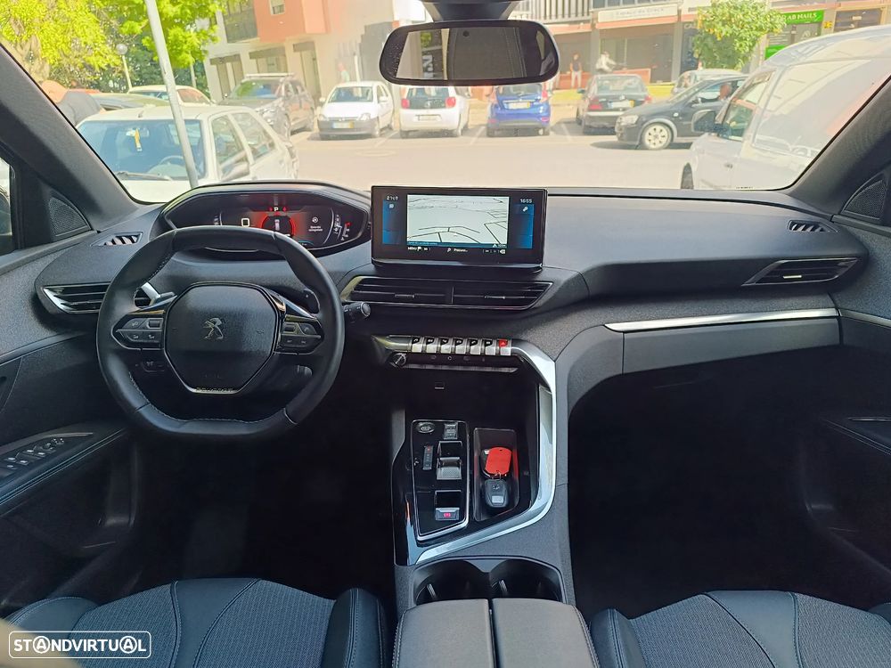 Peugeot 5008 PureTech 130 EAT8 Stop & Start Allure Pack - 13