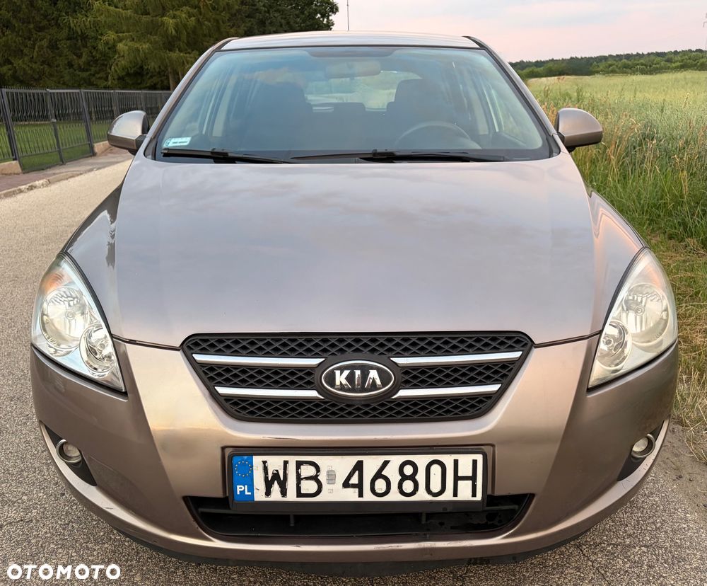 Kia Ceed 1.6 Crdi L - 4