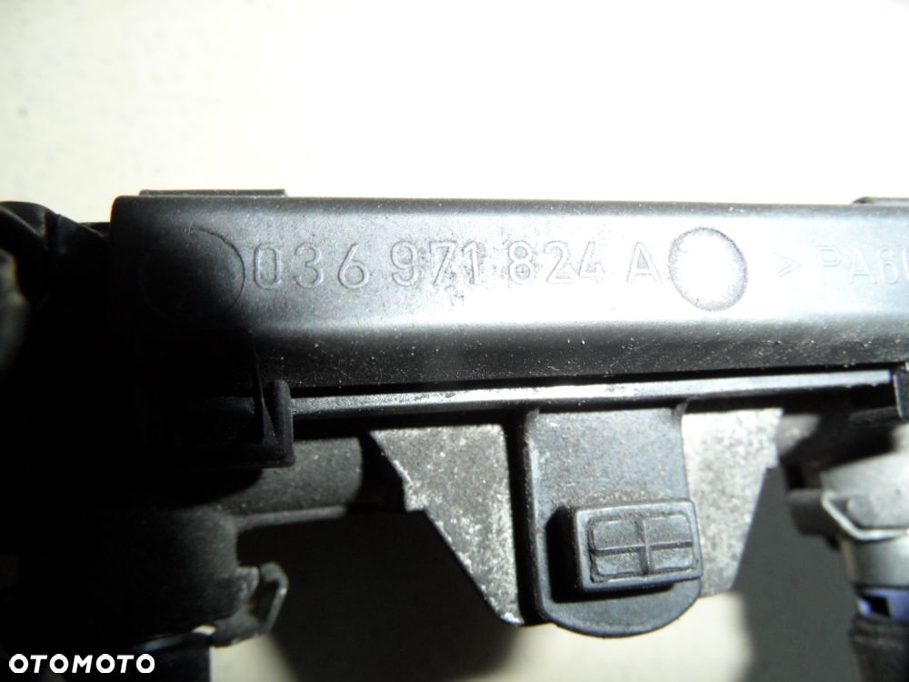 LISTWA WTRYSKOWA VW GOLF IV 1.6 16V SEAT - 4