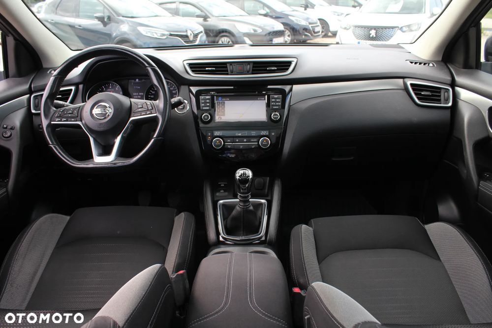 Nissan Qashqai 1.2 DIG-T N-Vision - 25