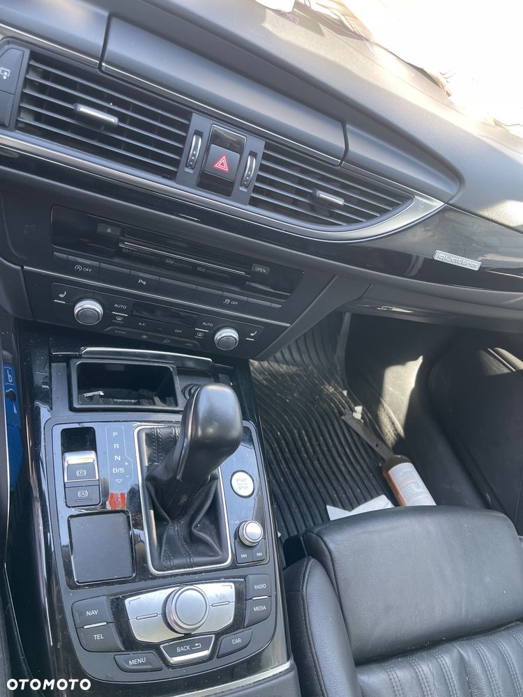 Audi A6 Avant 2.0 TDI Ultra DPF S tronic - 24