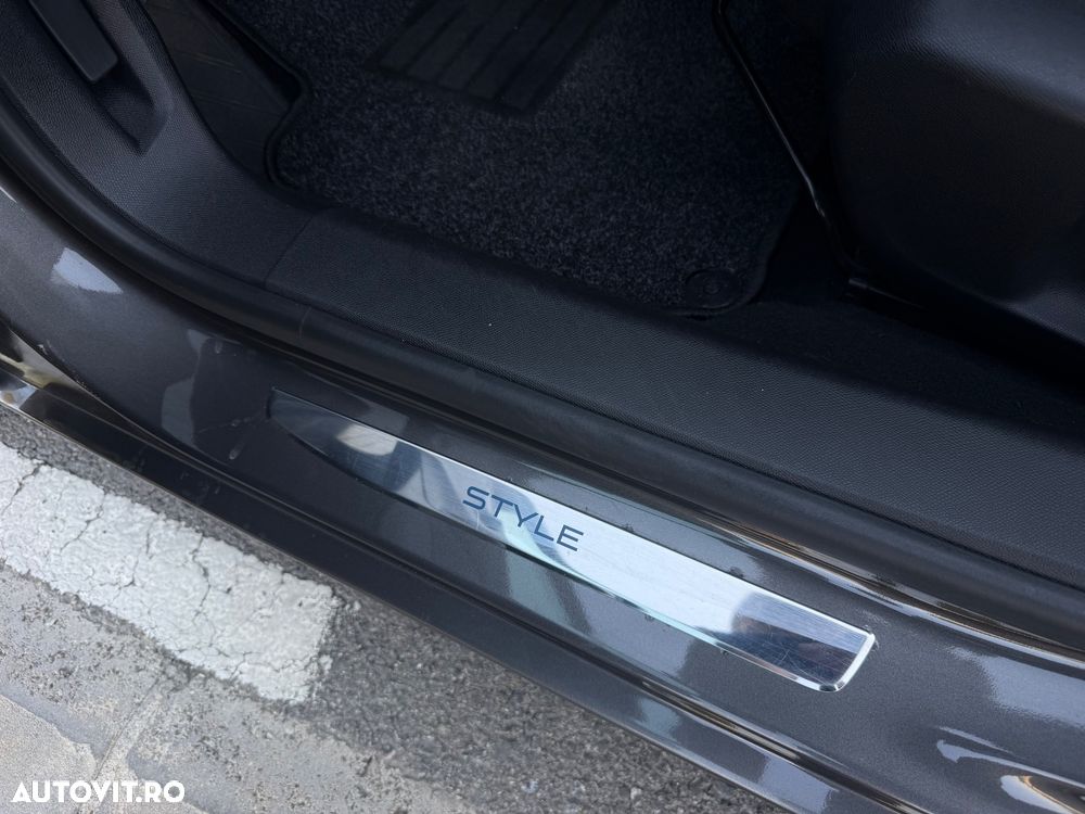 Peugeot 308 PureTech 130 Stop & Start Style - 31