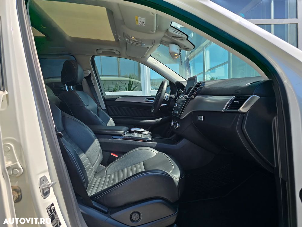 Mercedes-Benz GLS - 11