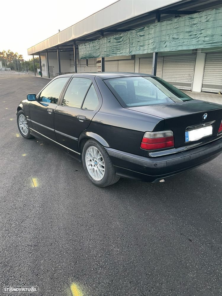 BMW 318 - 3