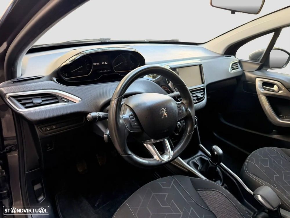 Peugeot 2008 1.2 VTi Active - 10