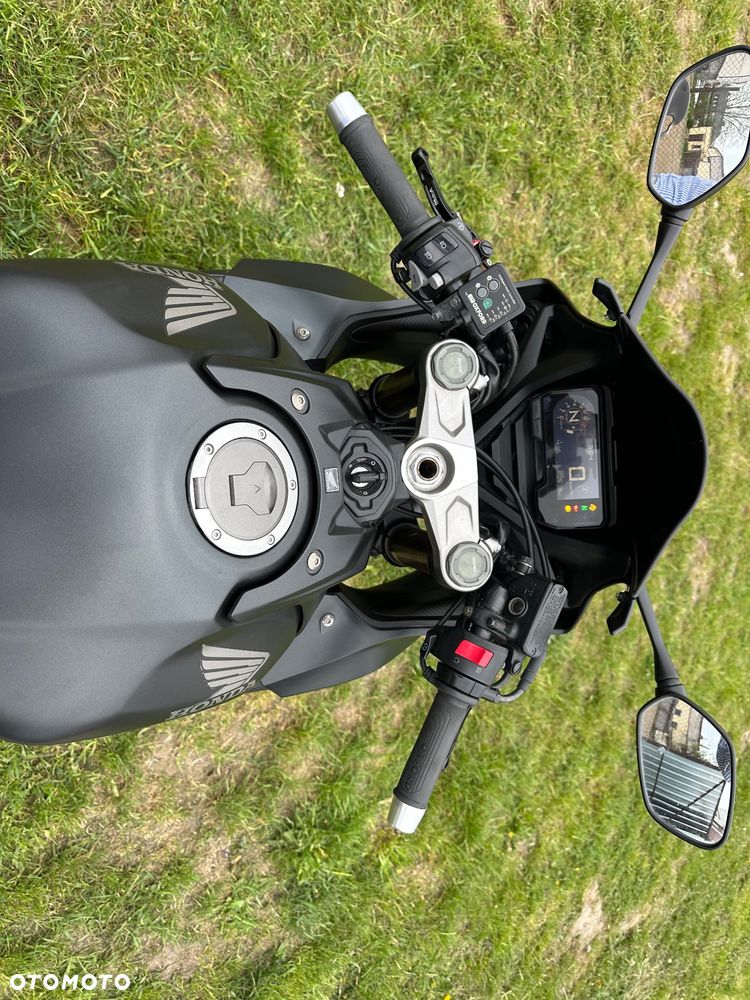 Honda CBR - 7