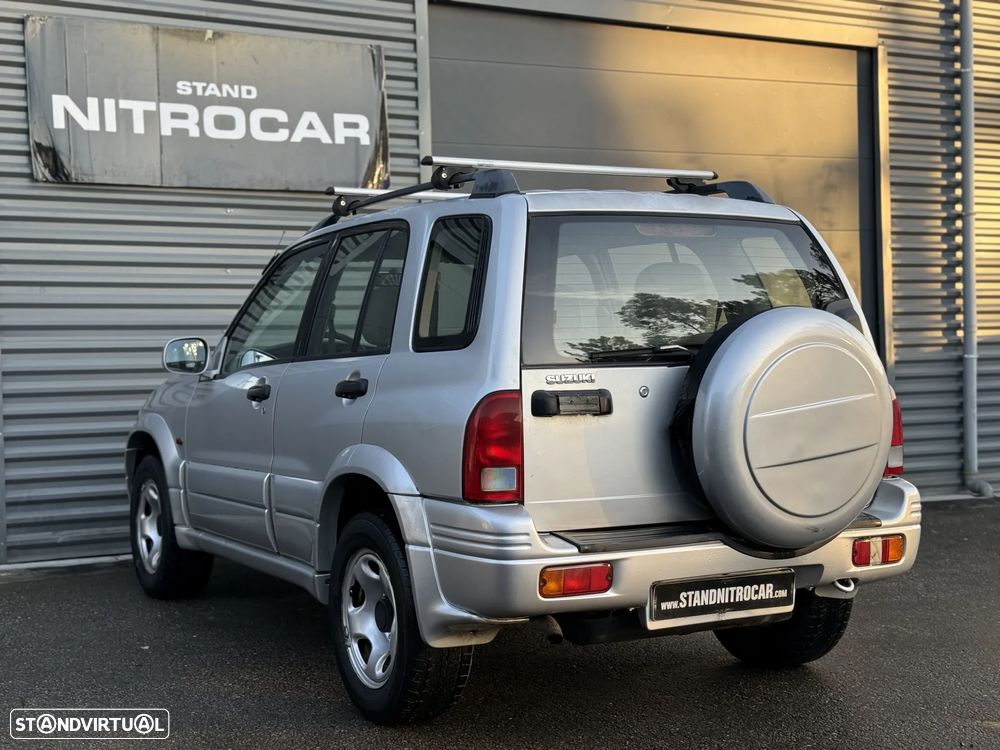 Suzuki Grand Vitara Metal Top 2.0 TDi - 4