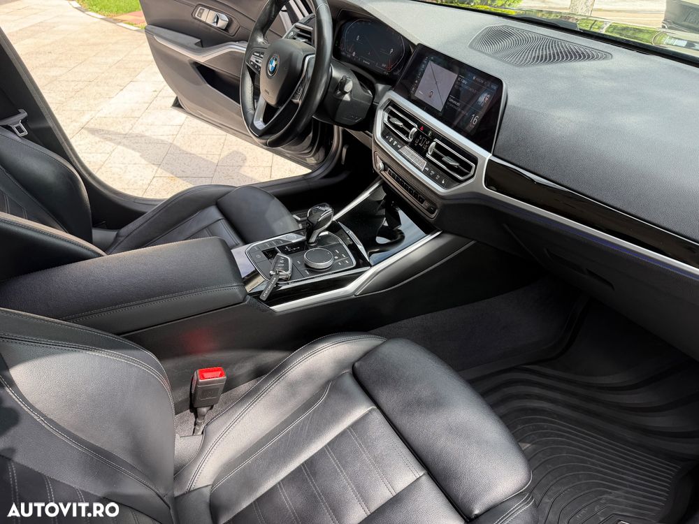 BMW Seria 3 ver-320i-aut-luxury-line - 23