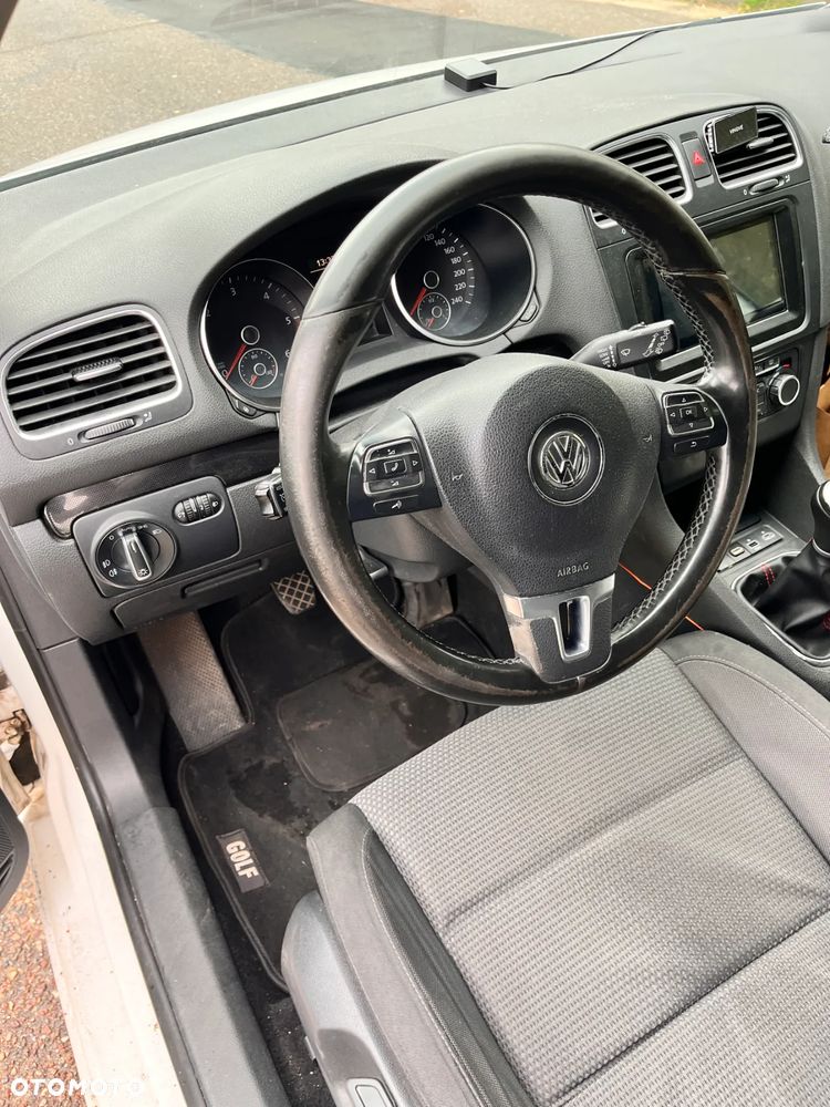 Volkswagen Golf VI 2.0 TDI Highline - 12