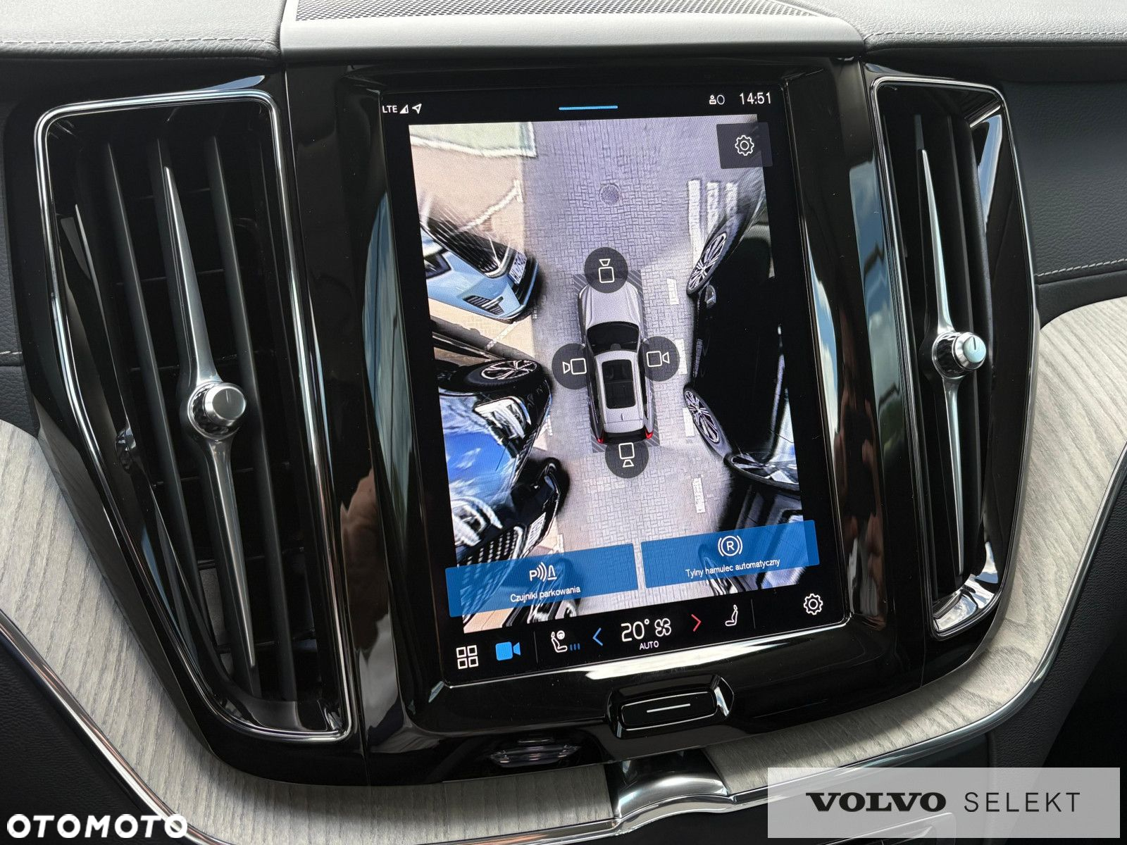 Volvo XC 60 - 26