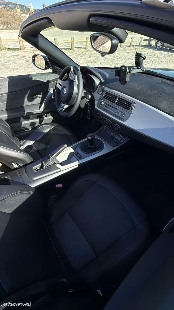 BMW Z4 2.2i - 25