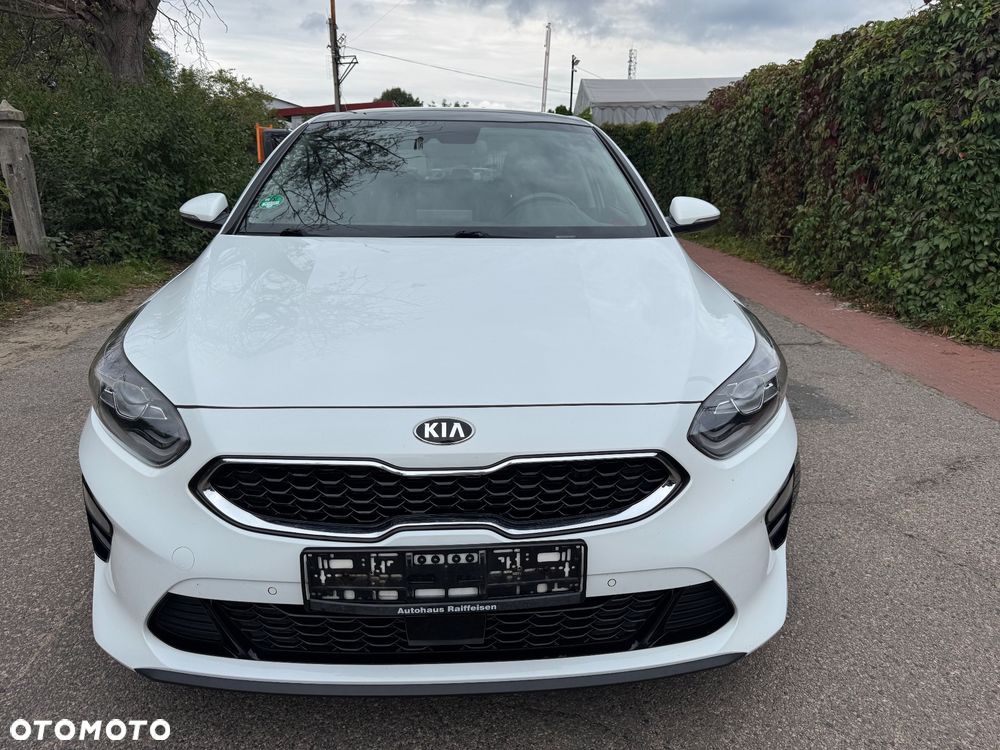 Kia Ceed 1.6 CRDi GT Line - 4