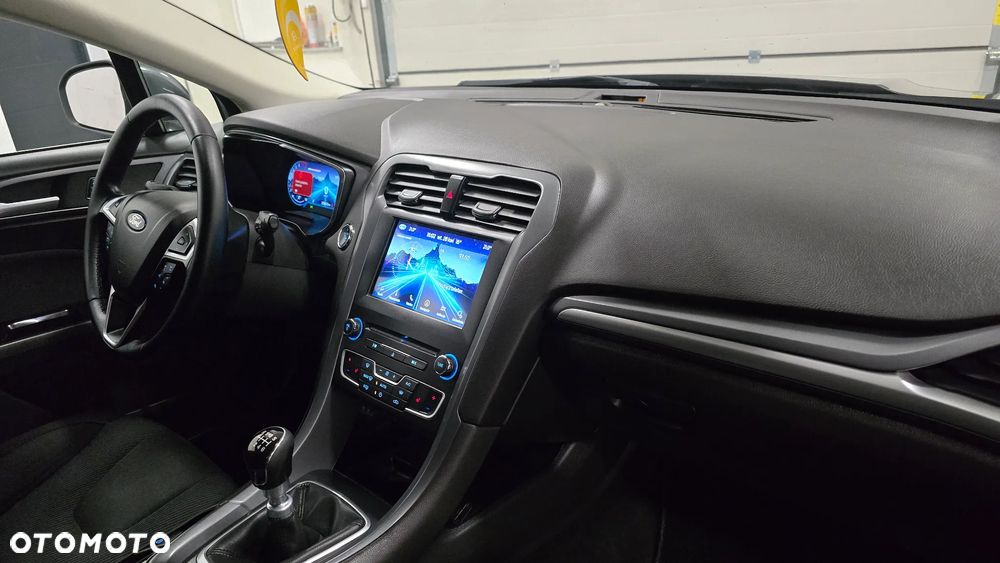 Ford Mondeo 1.5 EcoBoost Titanium - 17