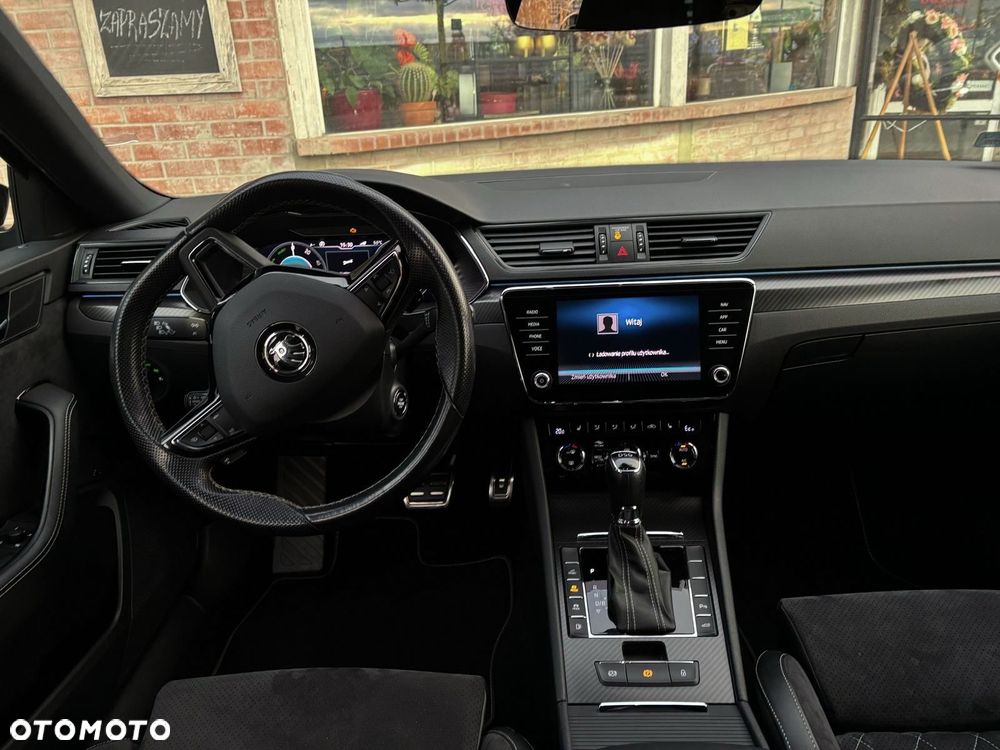 Skoda Superb 1.4 TSI Plug-In Hybrid Sportline DSG - 12
