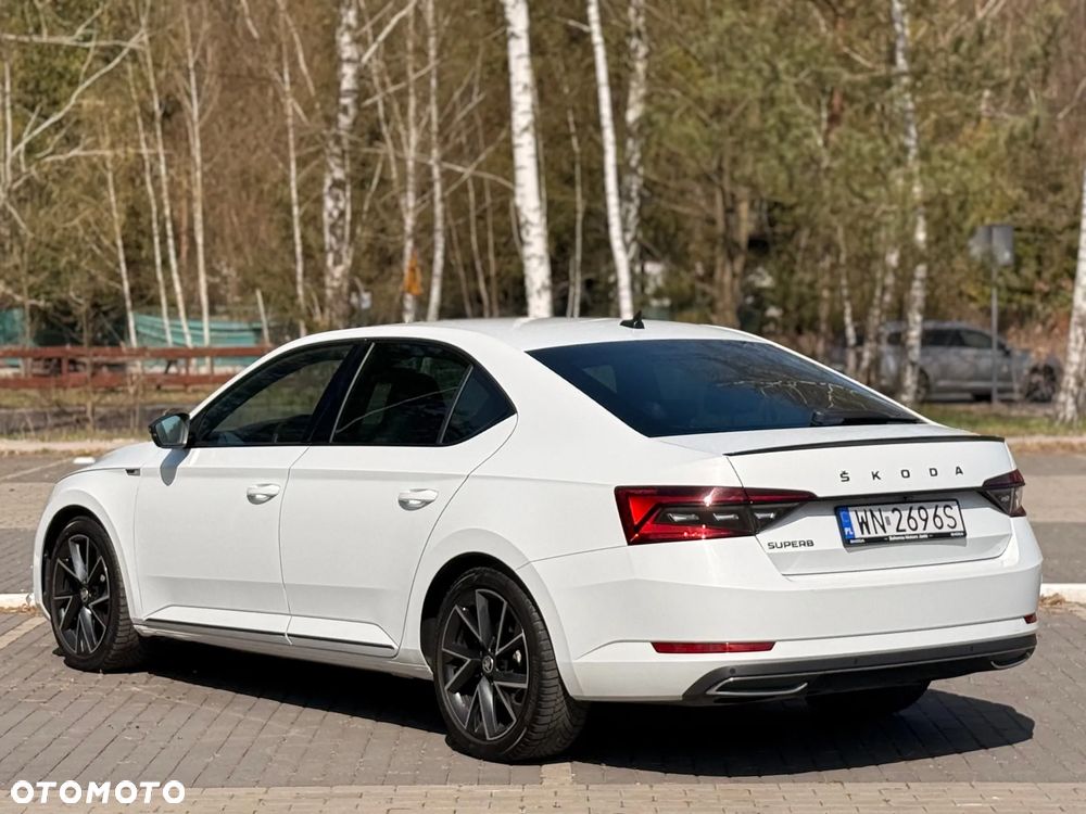 Skoda Superb 2.0 TDI SCR Sportline DSG - 3