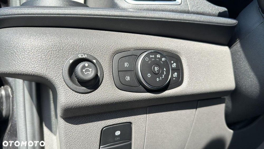 Ford Transit - 17