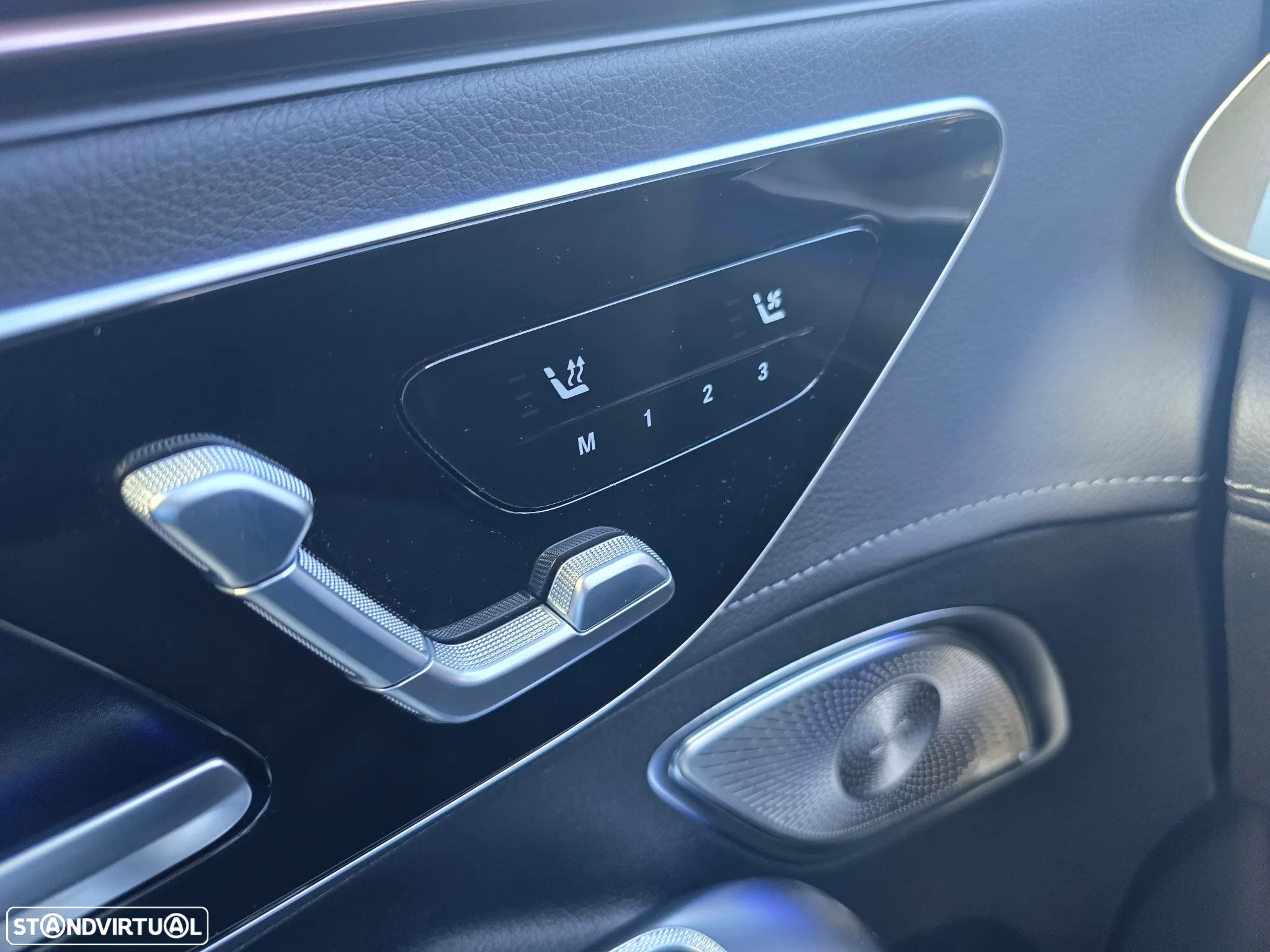 Mercedes-Benz EQE 300 Edition Electric Art - 33