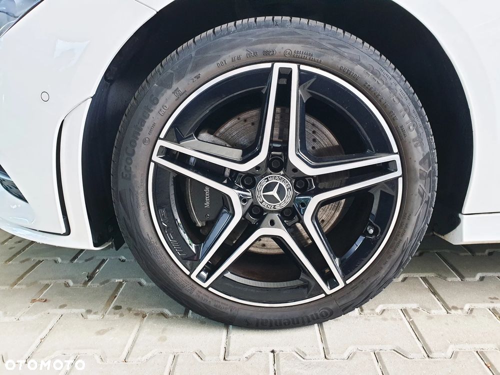 Mercedes-Benz CLA ver-250-e-amg-line-8g--dct - 28