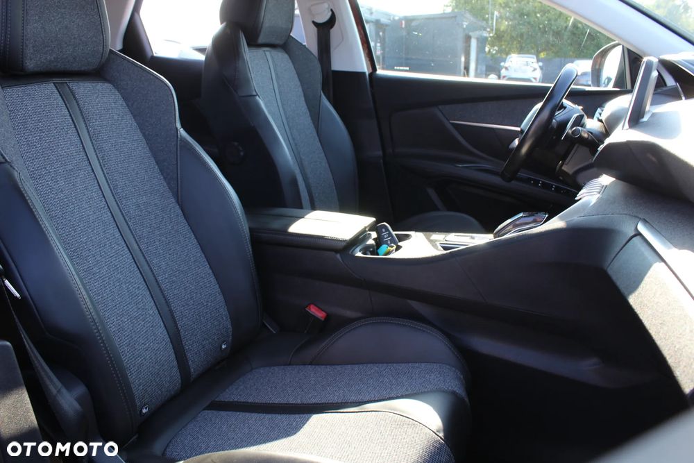 Peugeot 3008 1.6 THP Allure S&S EAT6 - 19