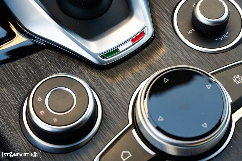 Alfa Romeo Stelvio 2.2 D Super AT8 - 56