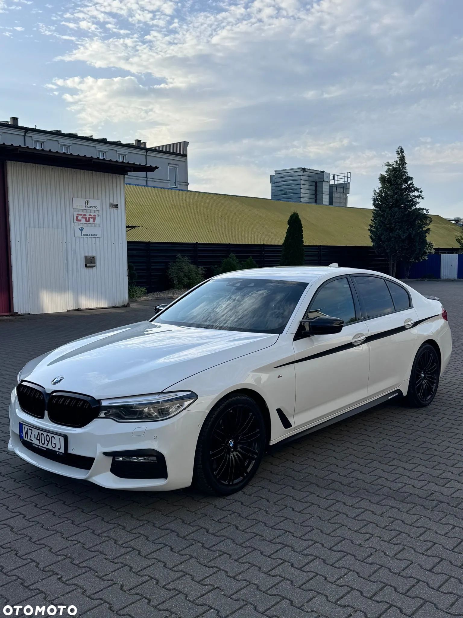 BMW Seria 5 540i xDrive Sport - 1