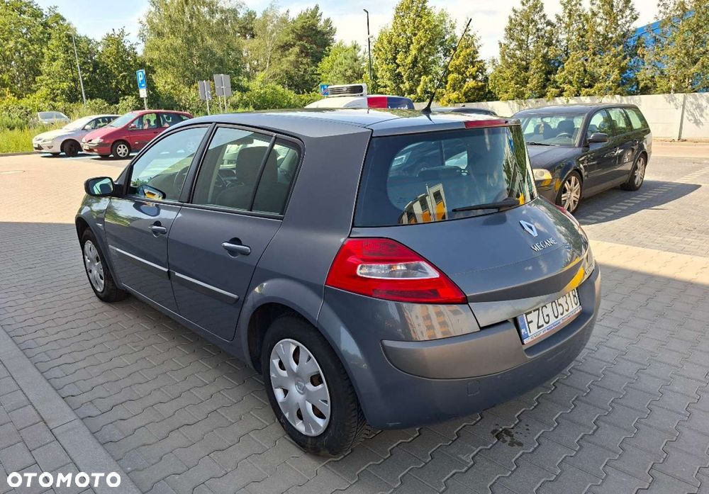 Renault Megane - 5