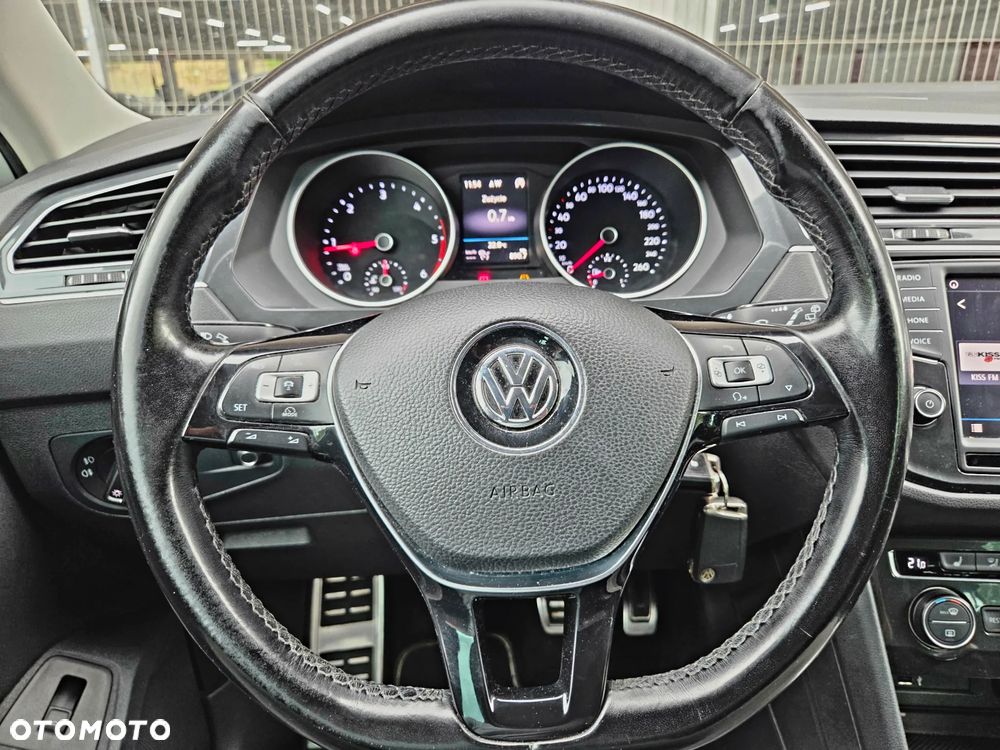 Volkswagen Tiguan 2.0 TDI SCR R-Line - 12