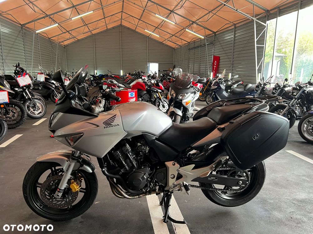 Honda CBF - 15