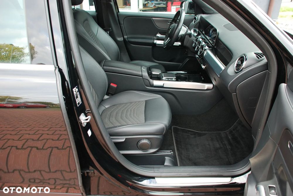 Mercedes-Benz GLB 200 d Progressive 8G-DCT - 14