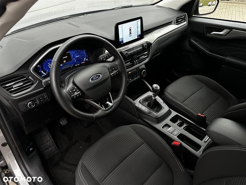 Ford Kuga - 9