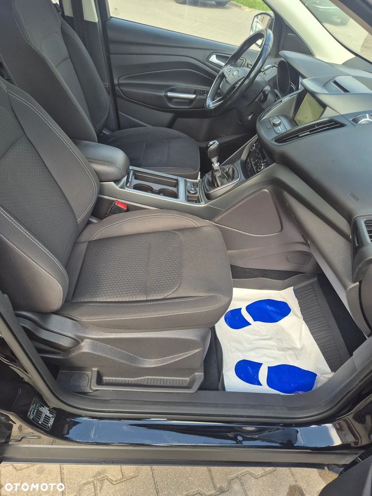 Ford Kuga 1.5 EcoBoost 2x4 Titanium - 22