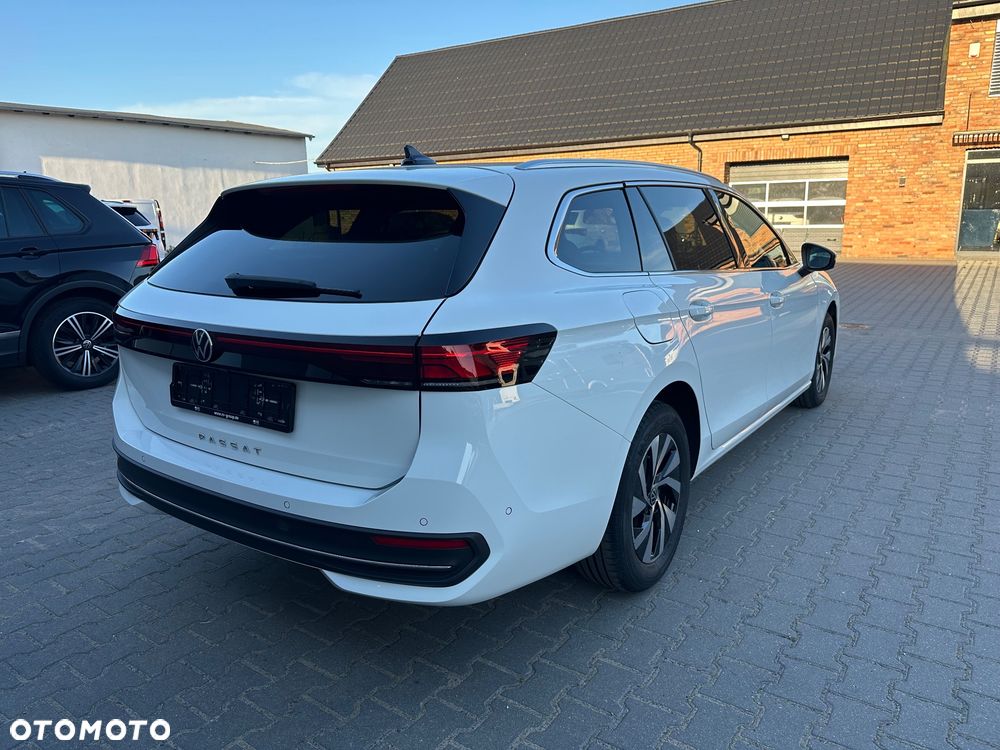 Volkswagen Passat - 6